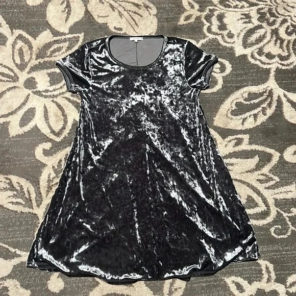 Z supply dress. Gray silver. Super soft and stretchy. Like new. Size small - Picture 1 of 2